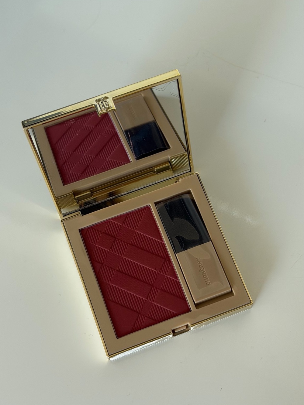 Burberry Outdoor Blush 93 Russet Leaves Blush
